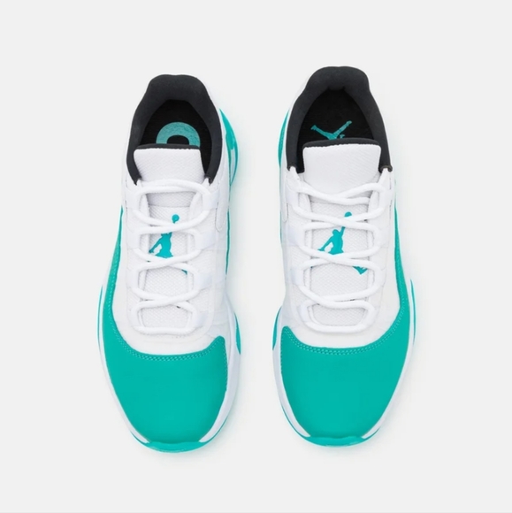 Jordans - Picture 11 of 17